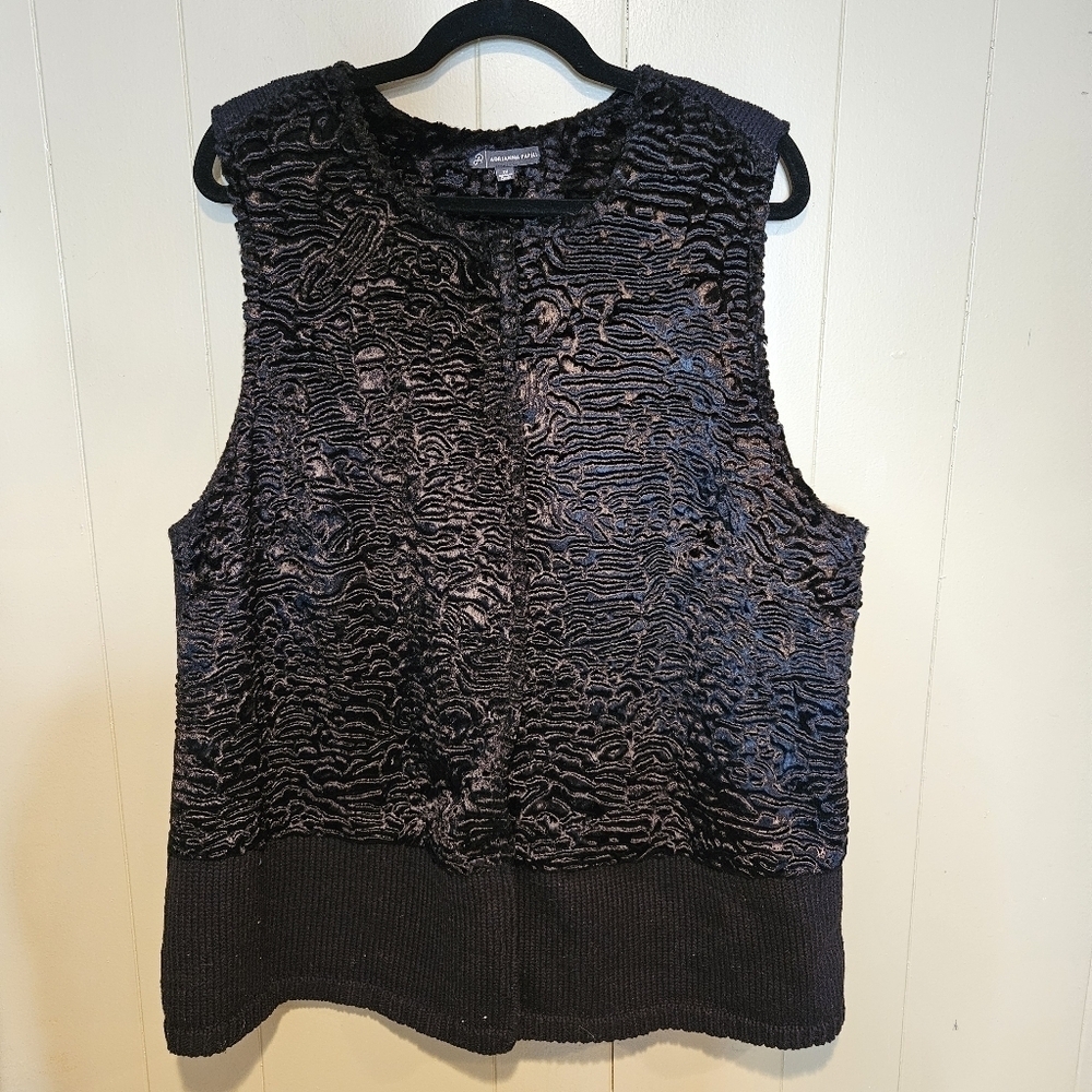 Adrianna Papell Black Textured Faux Fur Vest | Plus Size 2X